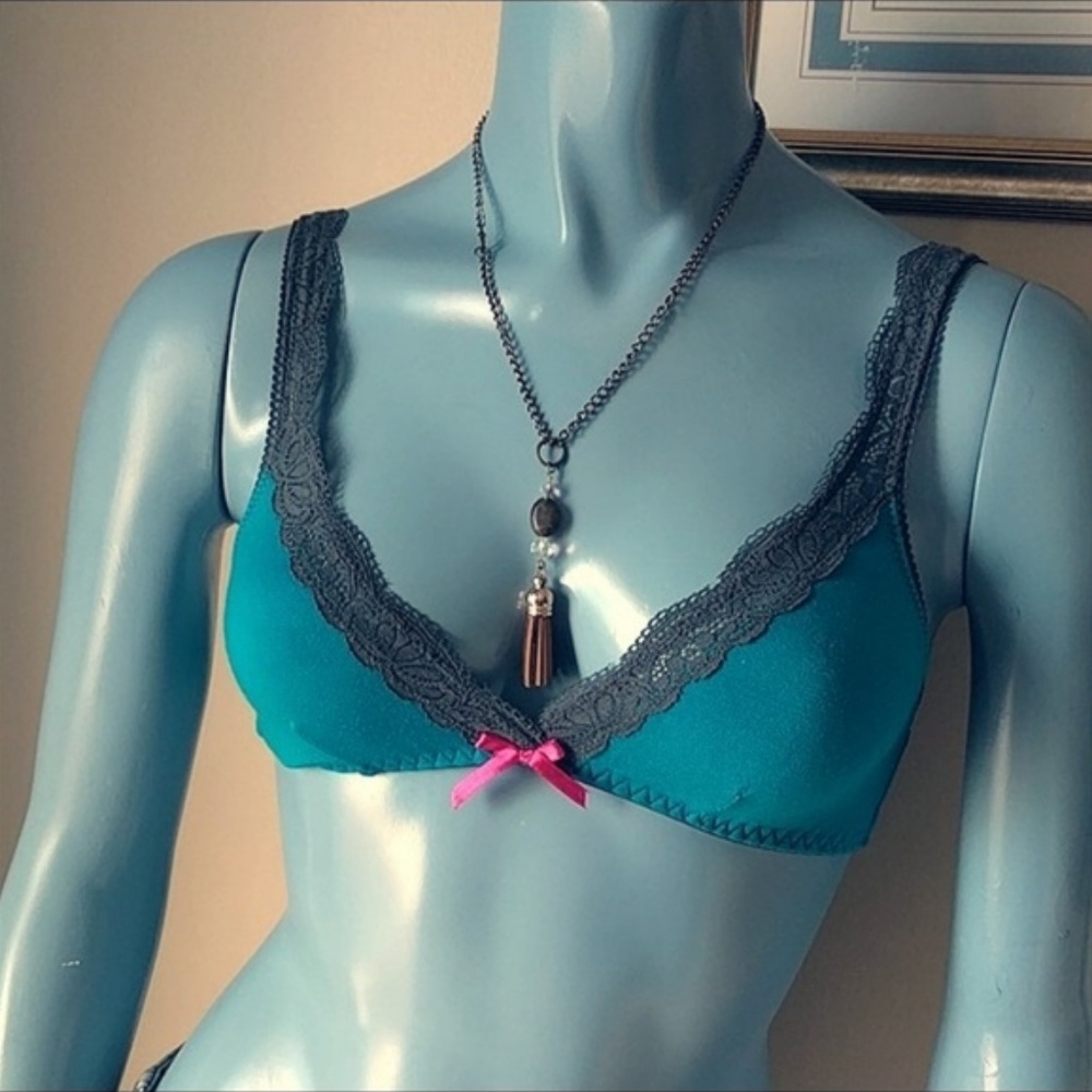 5x$25! Honeydew Intimates Turquoise Bralette